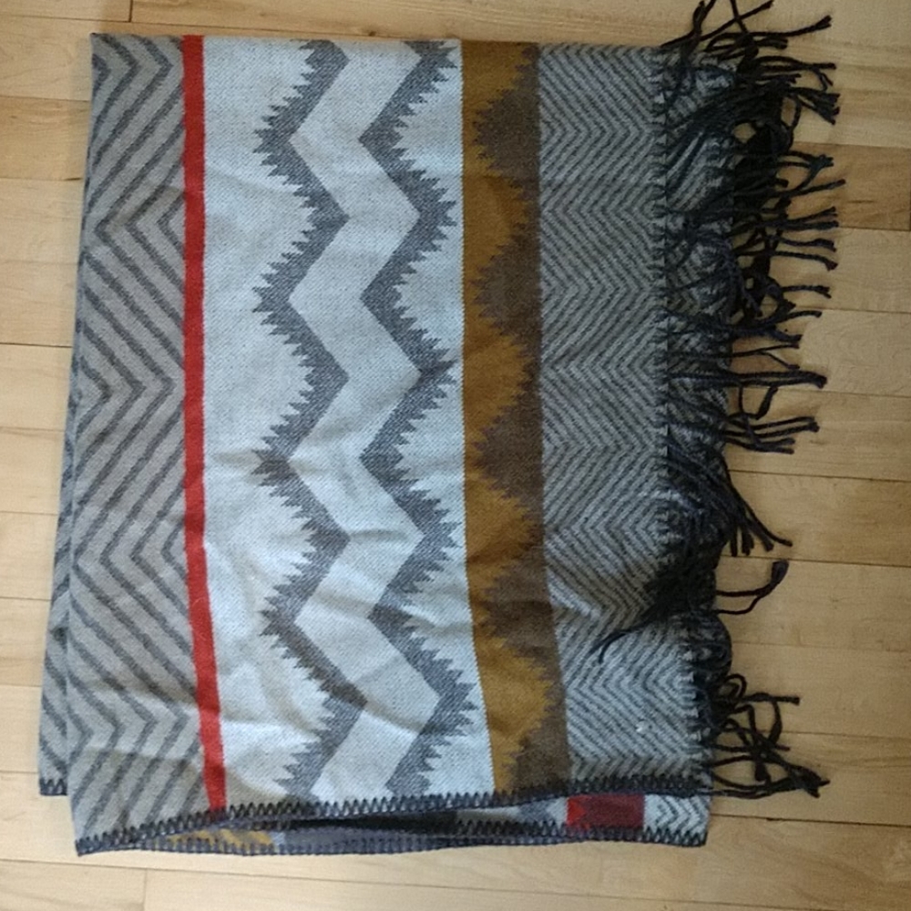 Eddie Bauer blanket wrap